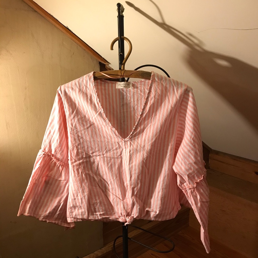 Lavender Field Pink White Striped Flare Sleeve Crop Top, EUC, M
